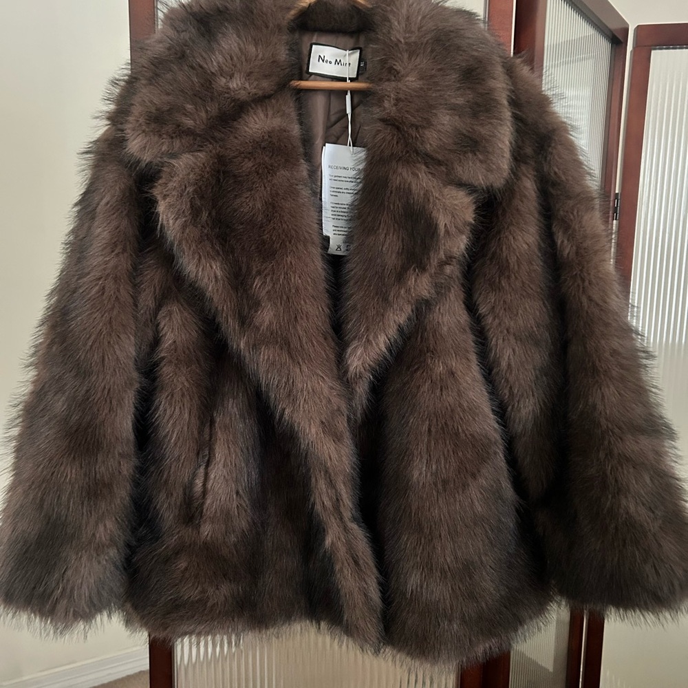 Mint Luxurious Faux Fur Jacket in Rich Brown